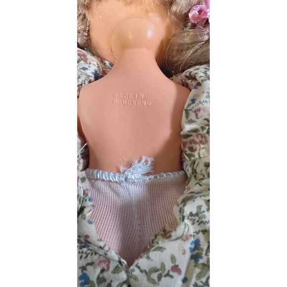 Vintage Playmates Hong Kong doll - Picture 3 of 5